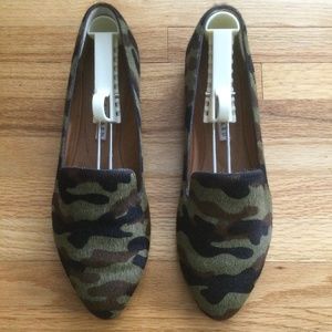 Veronica Beard Slip-on Loafers